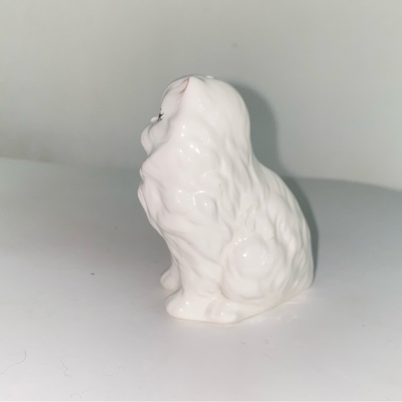 Vintage White Persian Cat Salt & Pepper Shaker Set - Picture 13 of 15